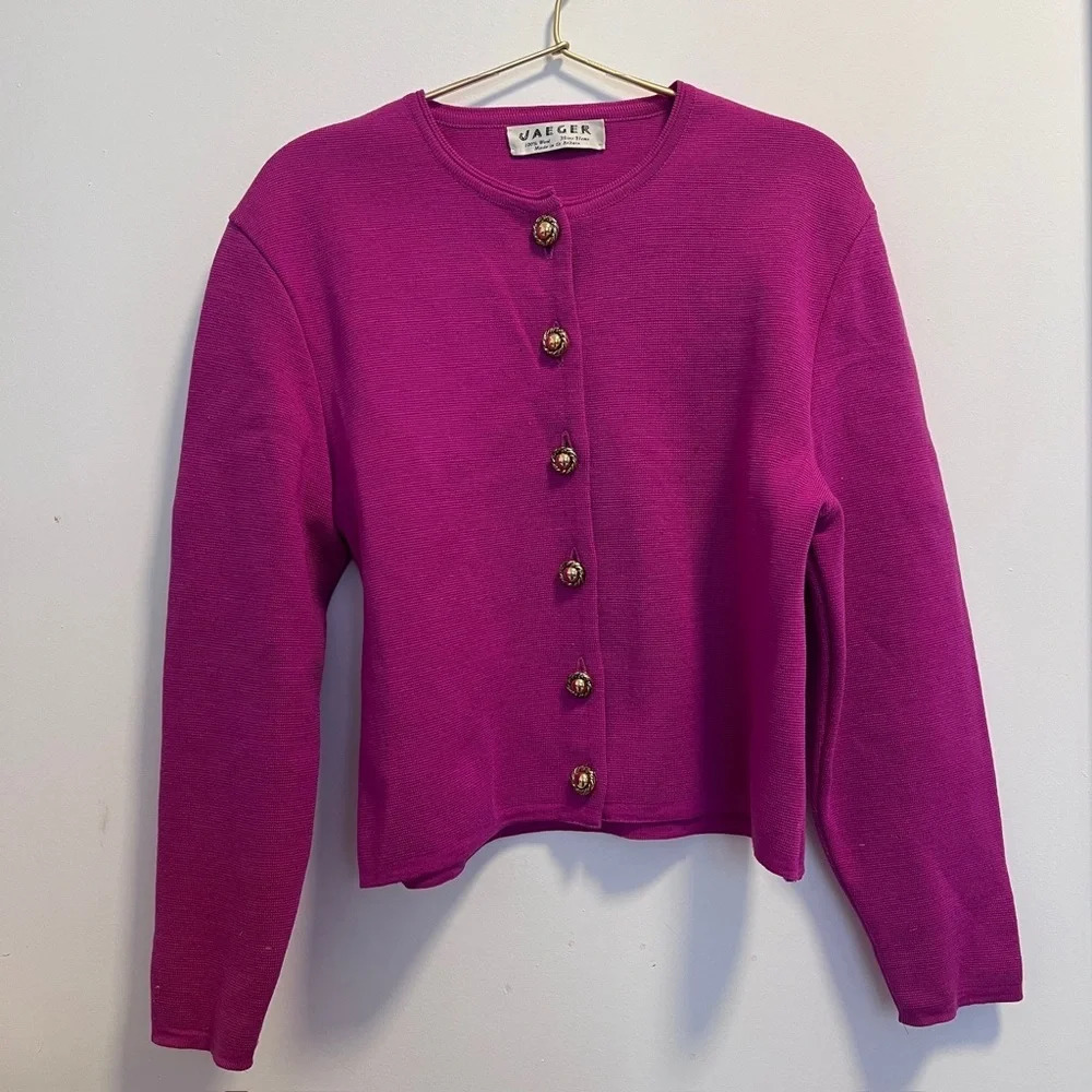 Jaegar vintage wool sweater round neck cardigan pink  jacket gold buttons
